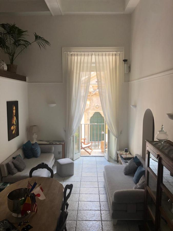 New! Bellissimo Palazzofranchi Pantheon Apartment Rome Exterior photo