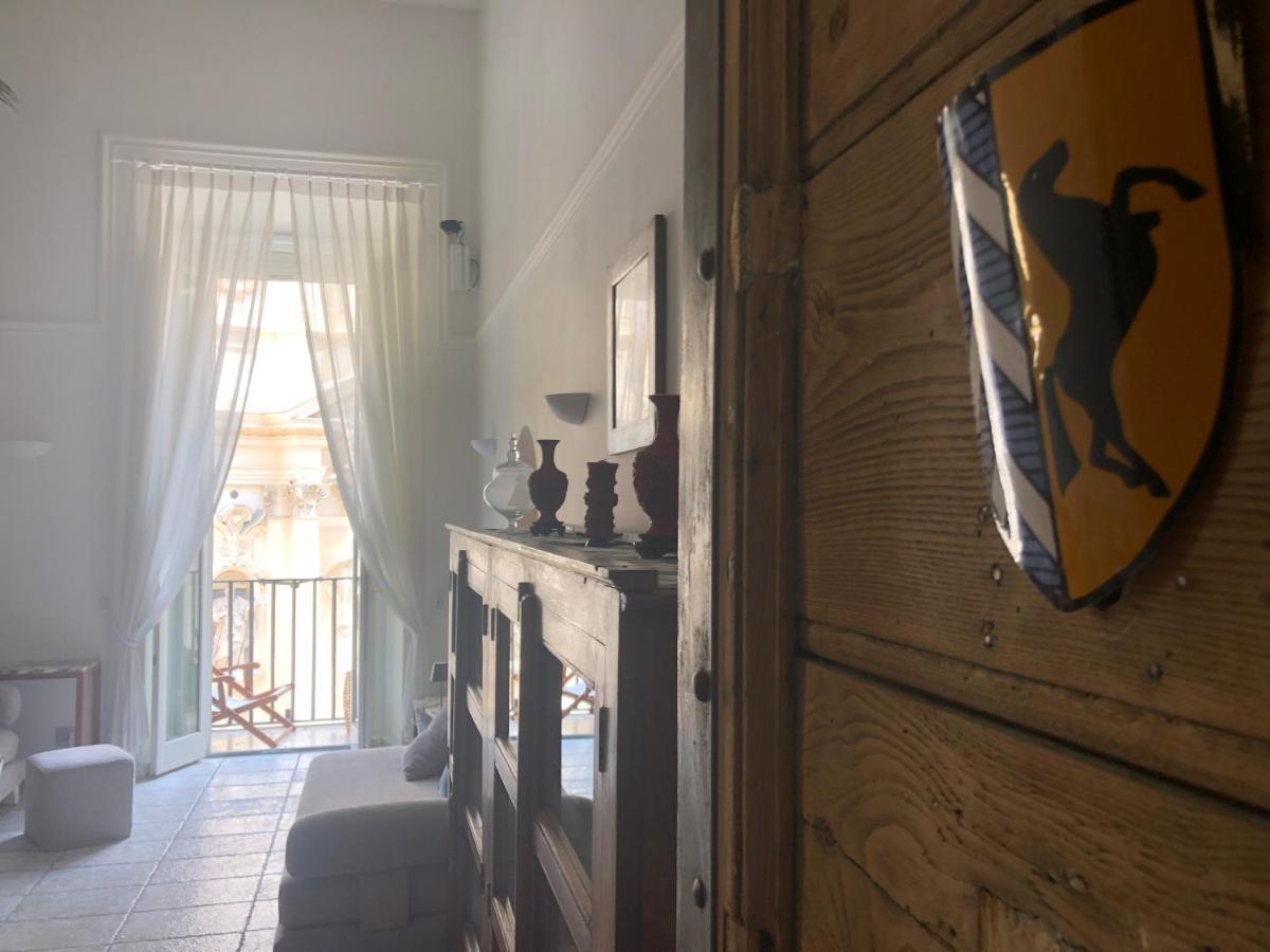 New! Bellissimo Palazzofranchi Pantheon Apartment Rome Exterior photo