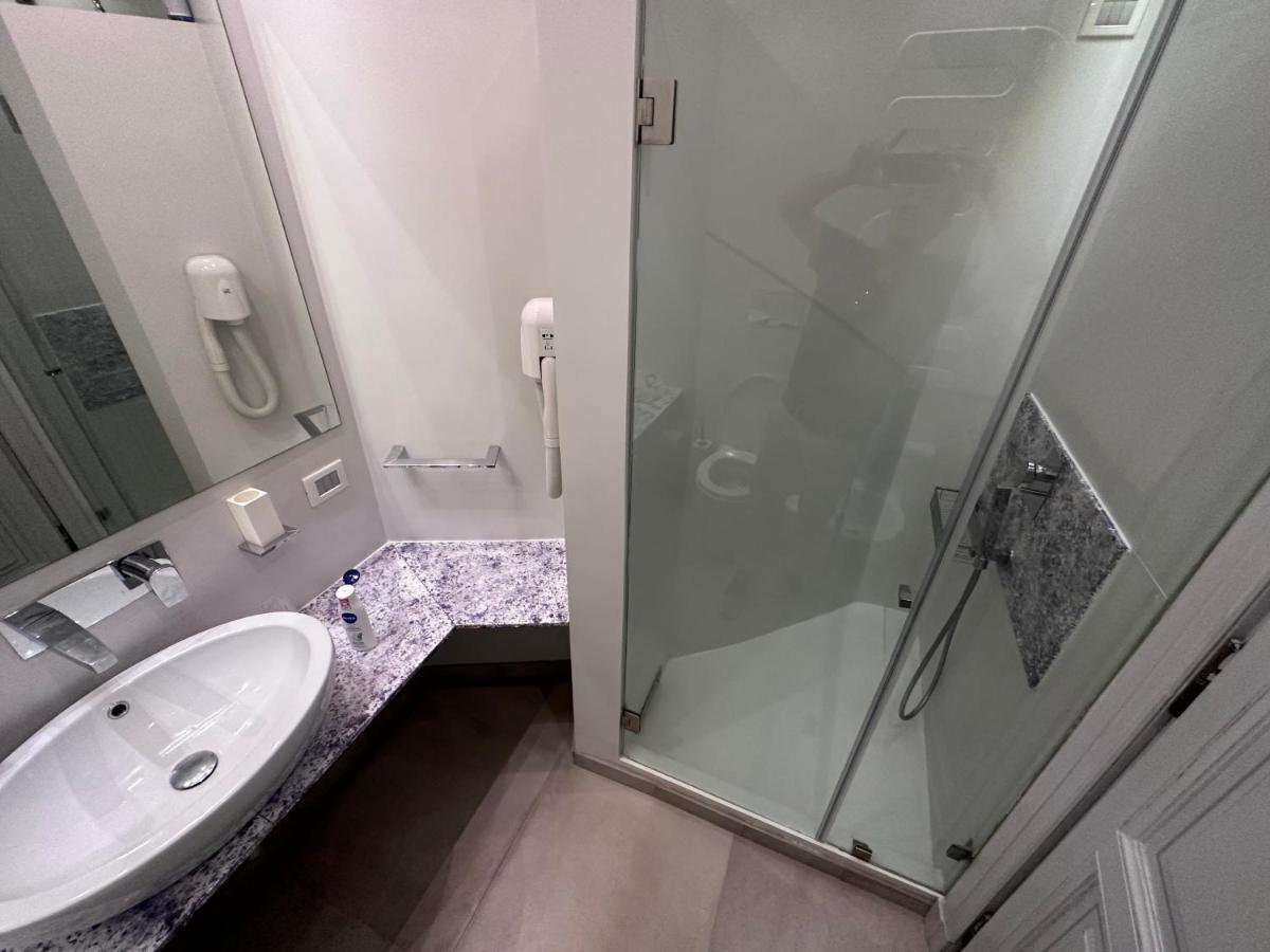 New! Bellissimo Palazzofranchi Pantheon Apartment Rome Exterior photo